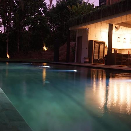Six Cubes Ubud Hotel Exterior photo